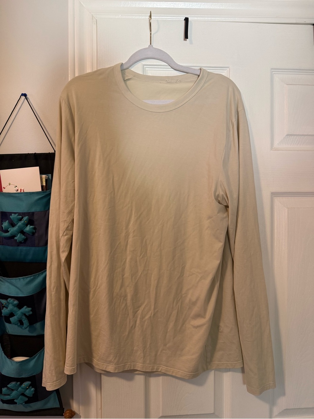 lululemon athletica Men's Long-Sleeve Crew in Light Tan